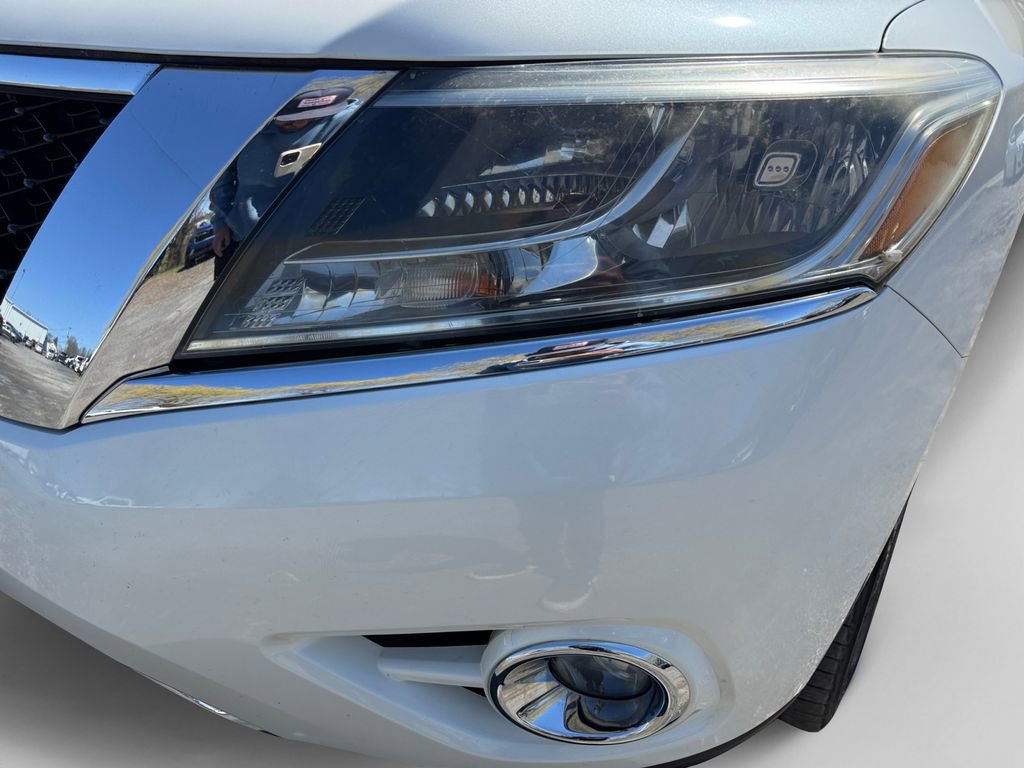 Used 2015 Nissan Pathfinder Platinum image 22