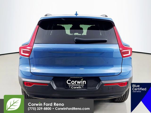 Used 2024 Volvo XC40 B5 Core image 8
