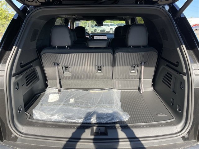 New 2026 Chevrolet Traverse LT w/ Sun and Wheel Package image 25