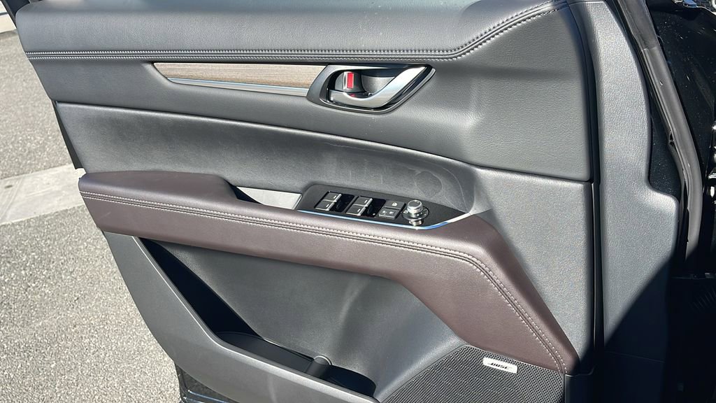 New 2025 MAZDA CX-5 Signature image 26