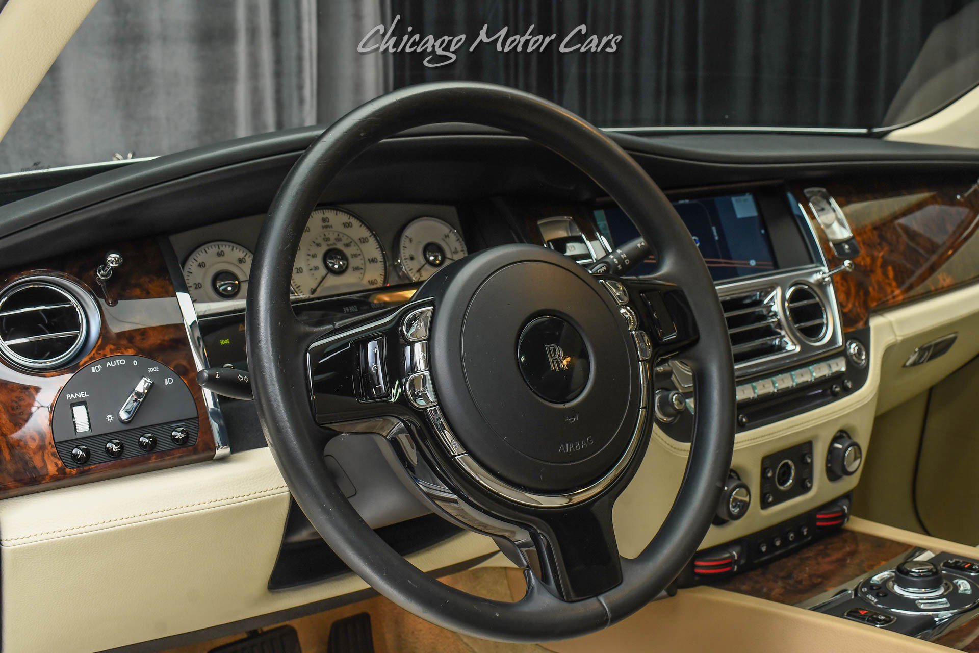 Used 2012 Rolls-Royce Ghost Sedan Panoroof Starlight Headl image 9