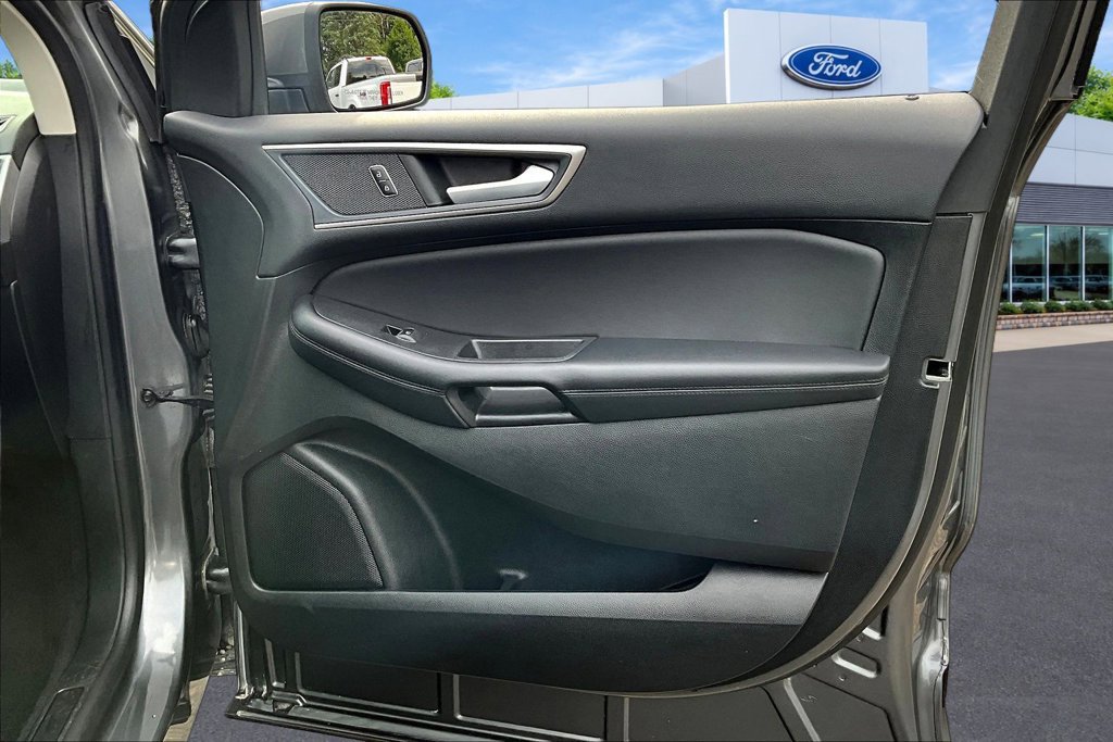 Certified 2024 Ford Edge SEL w/ Convenience Package AWD/4WD image 28