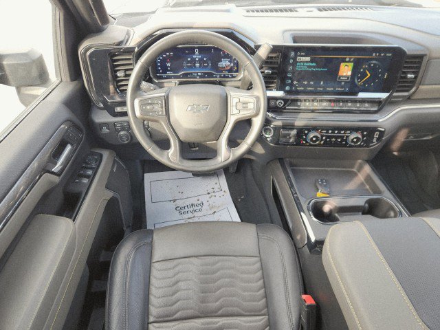 Used 2025 Chevrolet Silverado 2500 ZR2 w/ Technology Package image 32