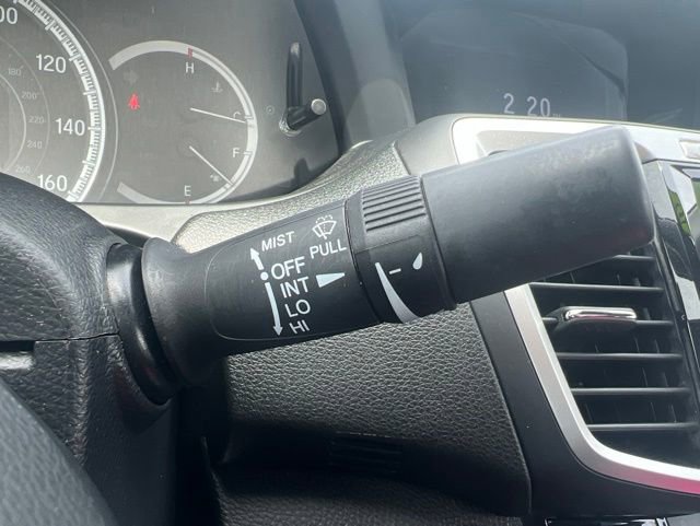 Used 2016 Honda Accord EX image 22