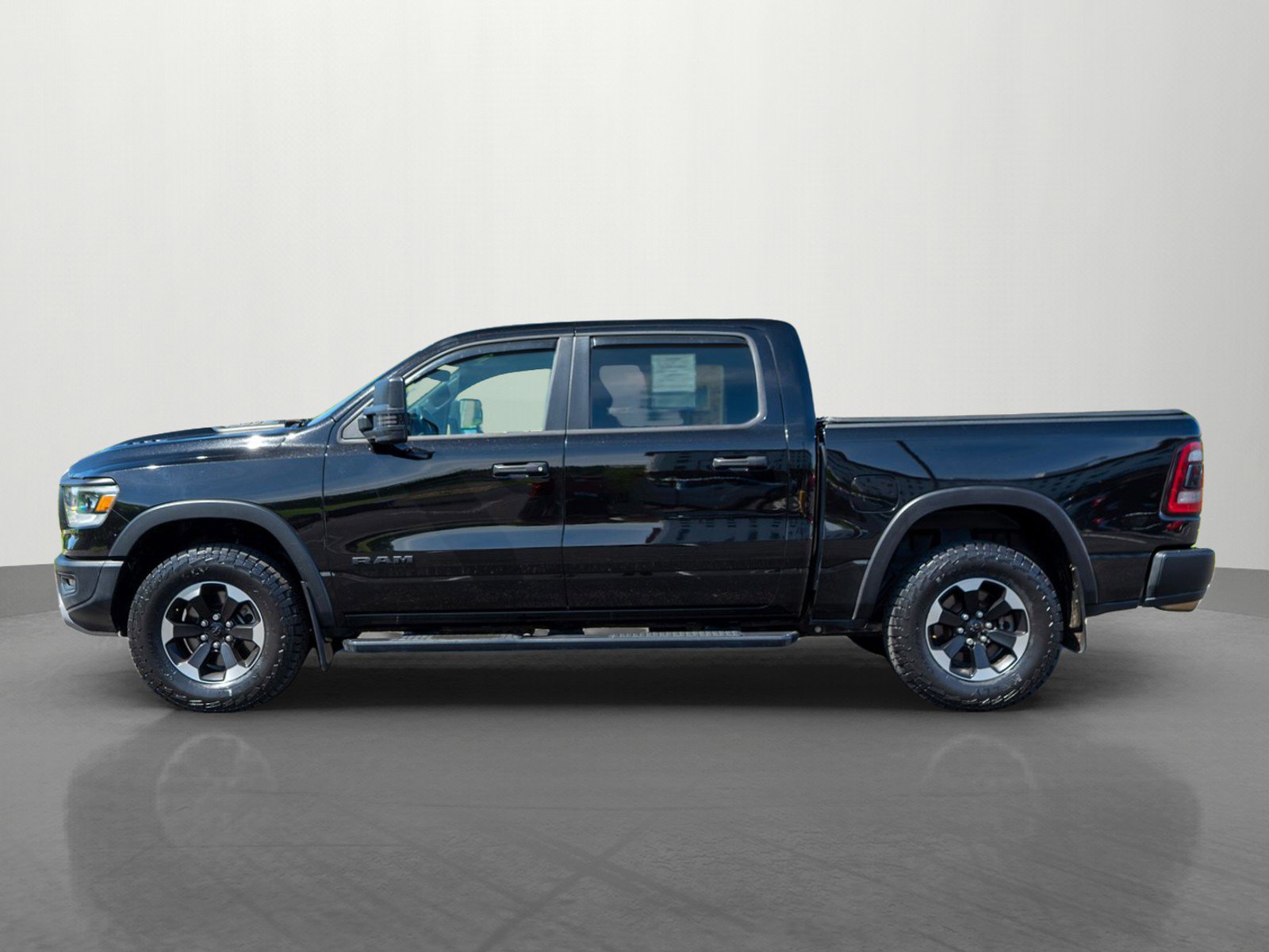 Used 2024 RAM 1500 Rebel w/ Rebel Level 1 Equipment Group AWD/4WD image 4