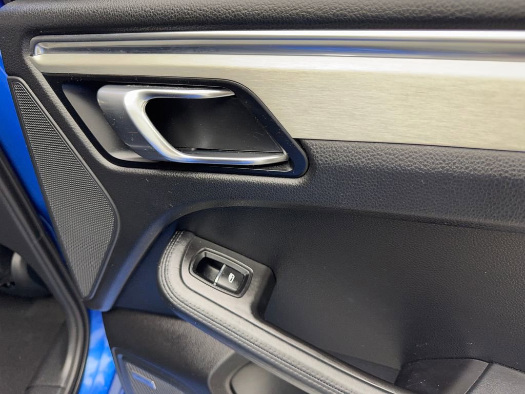Used 2015 Porsche Macan Turbo image 42