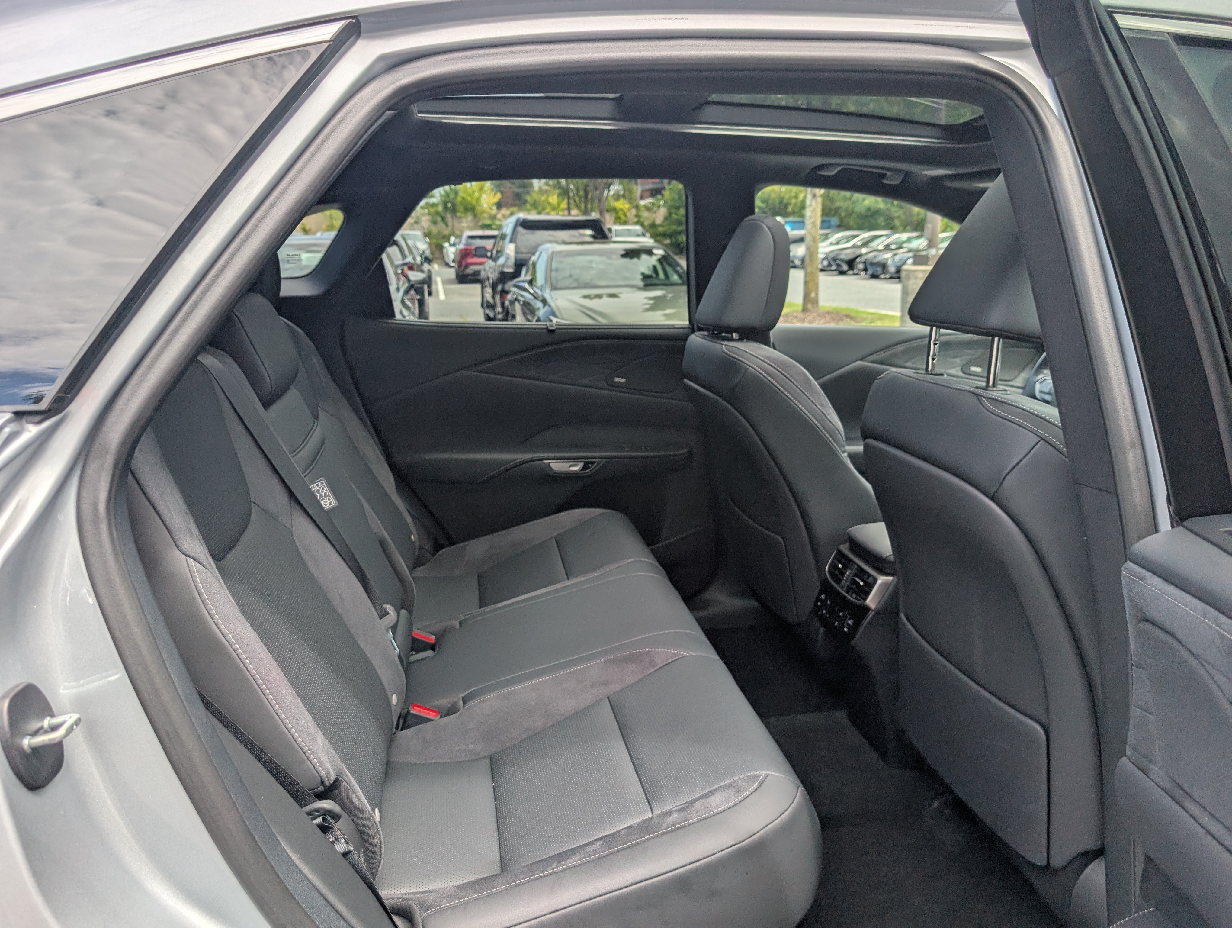 Used 2024 Lexus RX 350 AWD w/ Convenience Package image 12