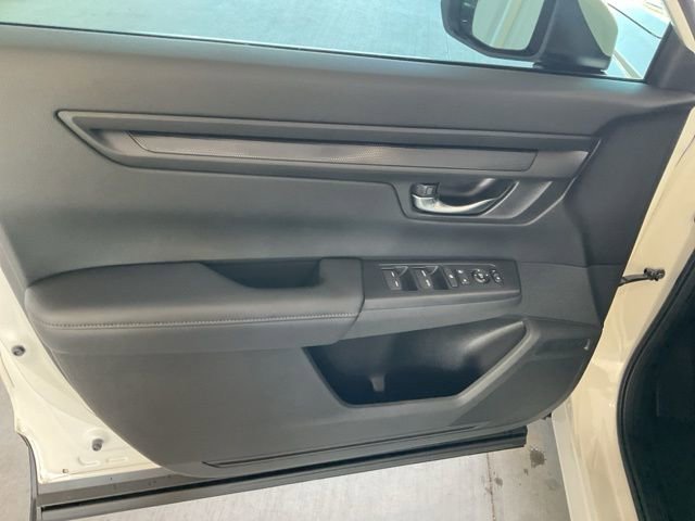 Certified 2026 Honda CR-V EX image 5