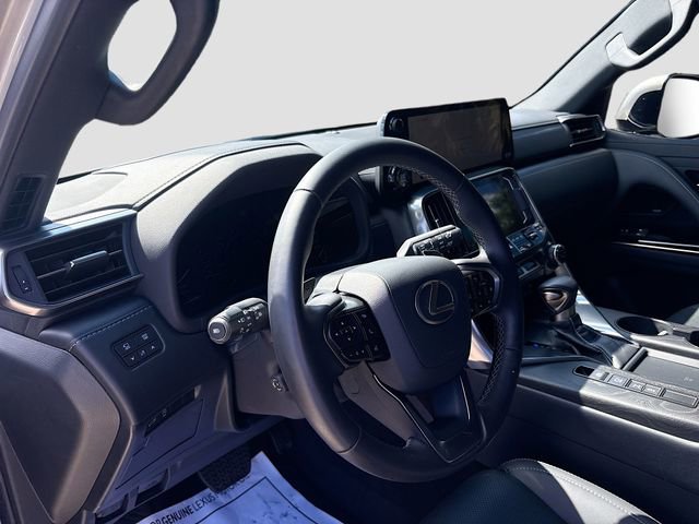 Used 2024 Lexus LX 600 4WD w/ Interior Upgrade Package image 27
