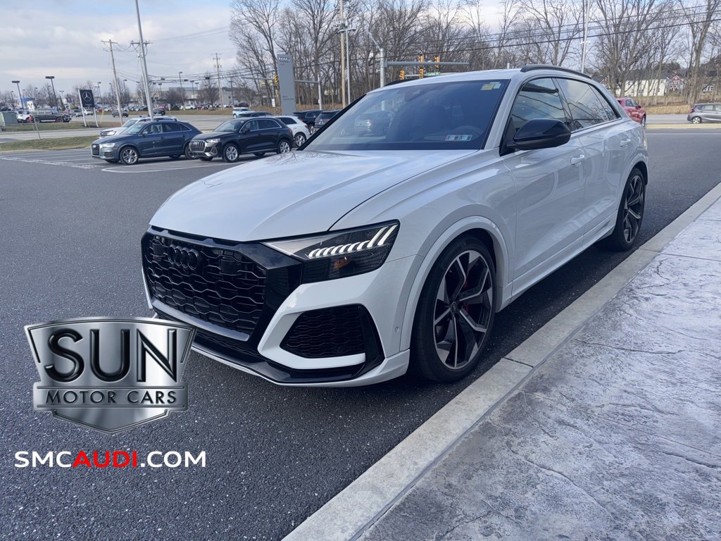 Certified 2024 Audi RS Q8 w/ Black Optic Package image 15