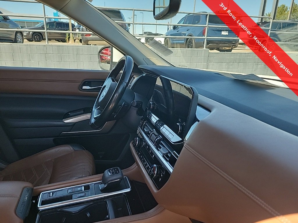 Used 2022 Nissan Pathfinder Platinum w/ Cargo Package image 47