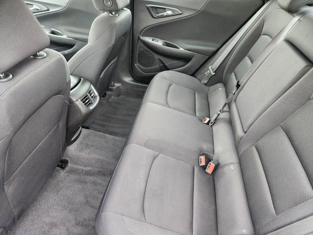 Used 2024 Chevrolet Malibu LT image 18