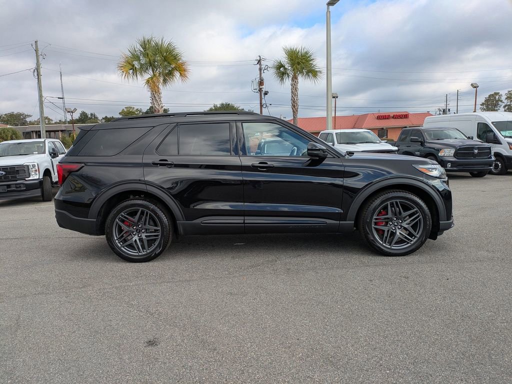 New 2026 Ford Explorer ST w/ Sun And Sound Package image 3