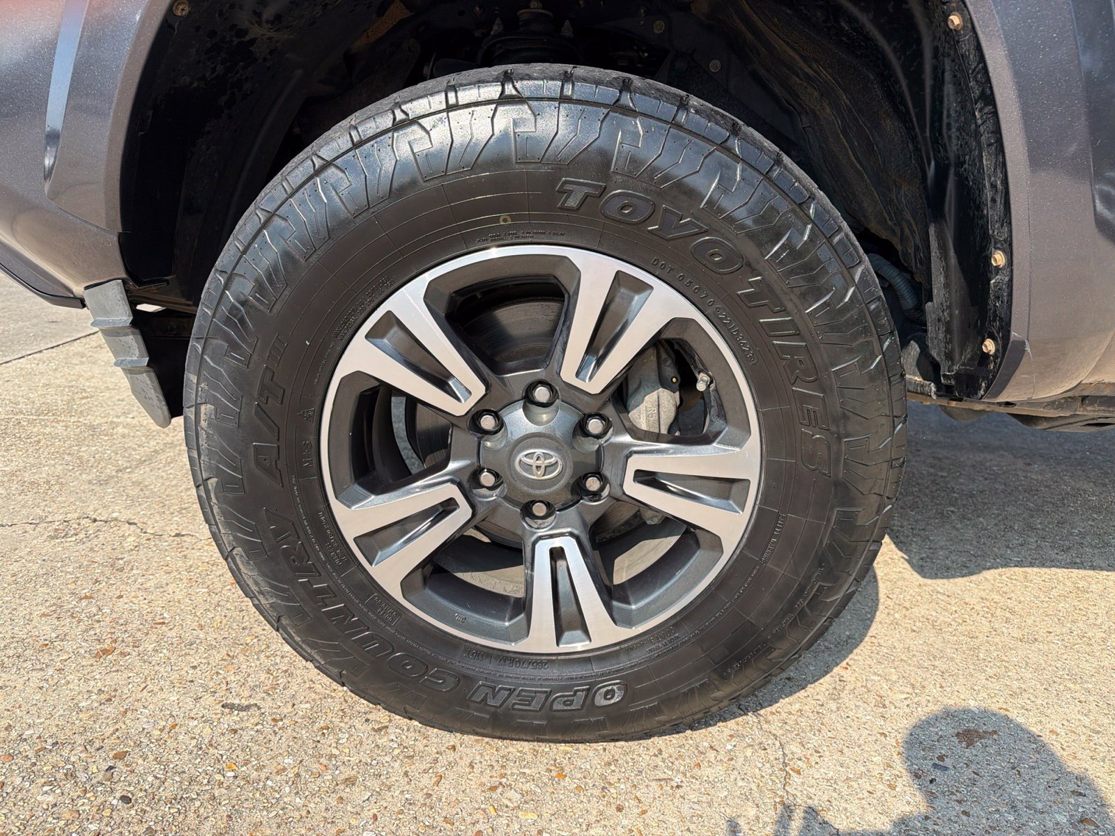 Used 2019 Toyota Tacoma TRD Sport w/ Technology Package AWD/4WD image 7