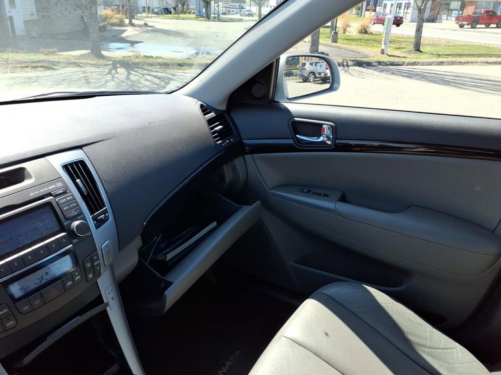 Used 2009 Hyundai Sonata Limited FWD image 23
