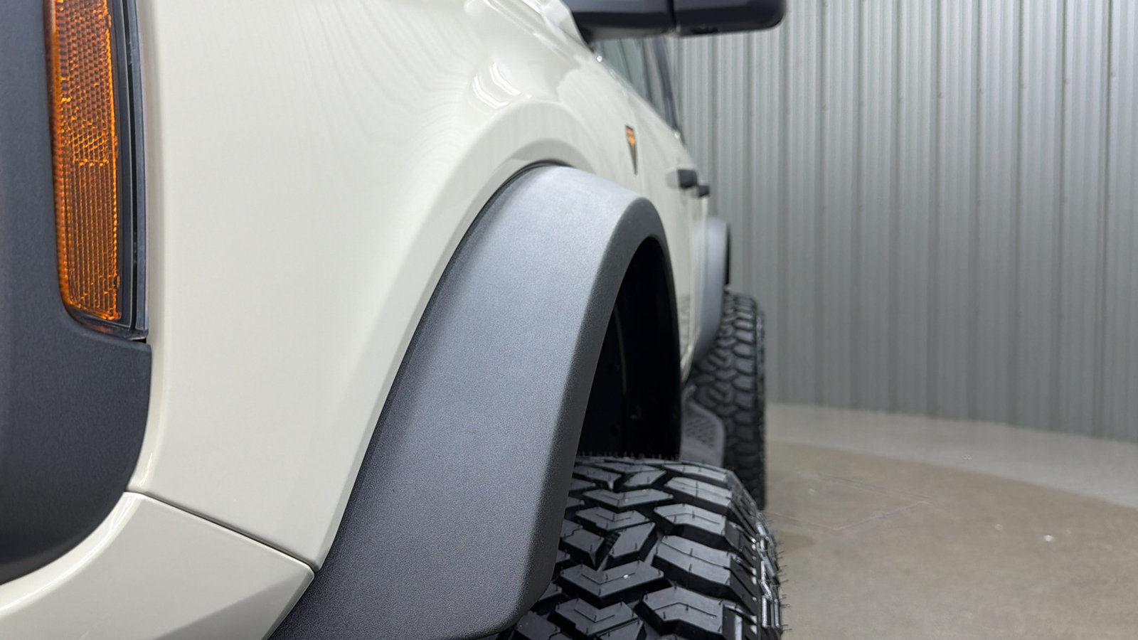 Used 2025 Ford Bronco Badlands AWD/4WD image 13