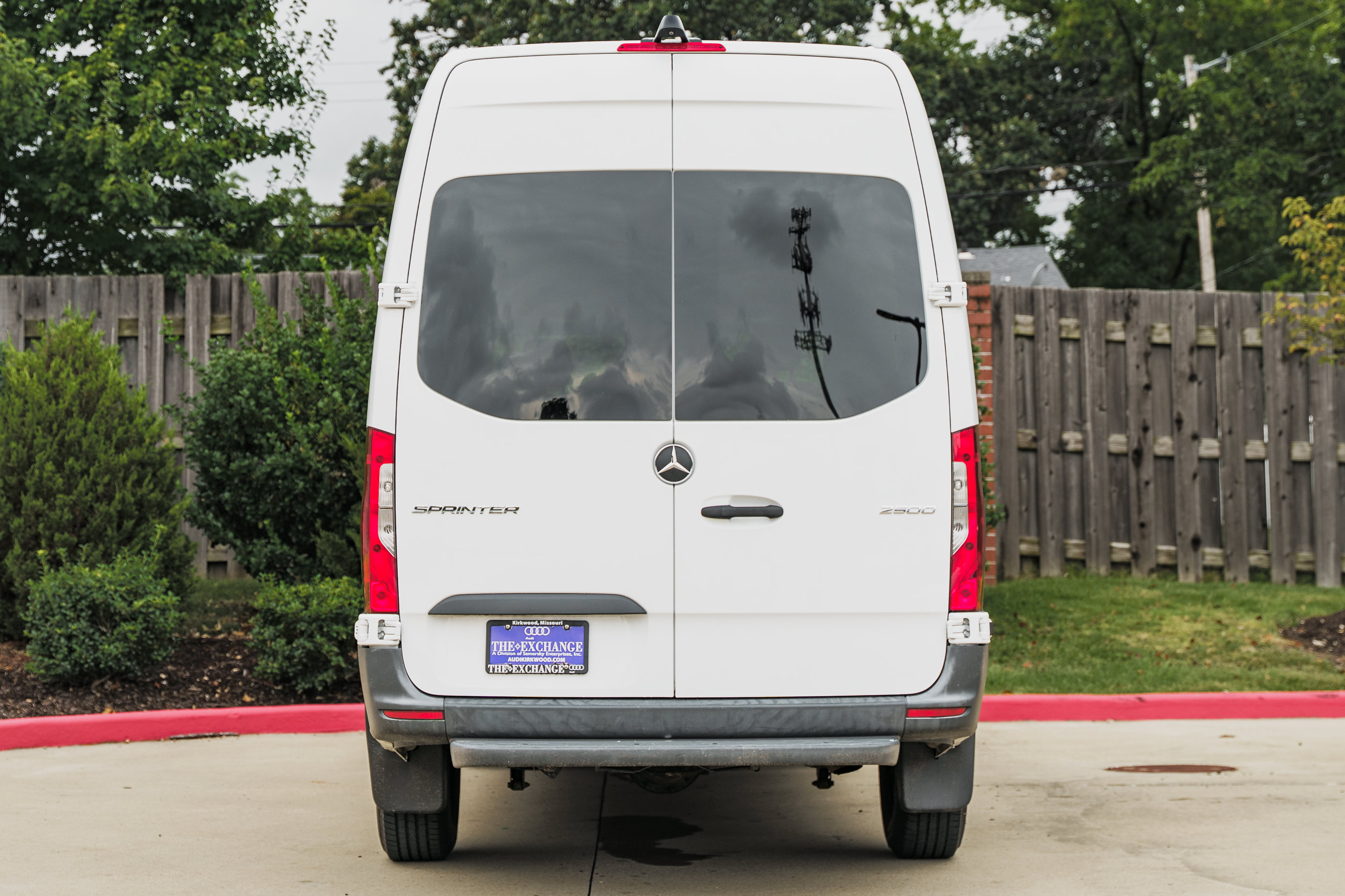 Used 2020 Mercedes-Benz Sprinter 2500 image 23