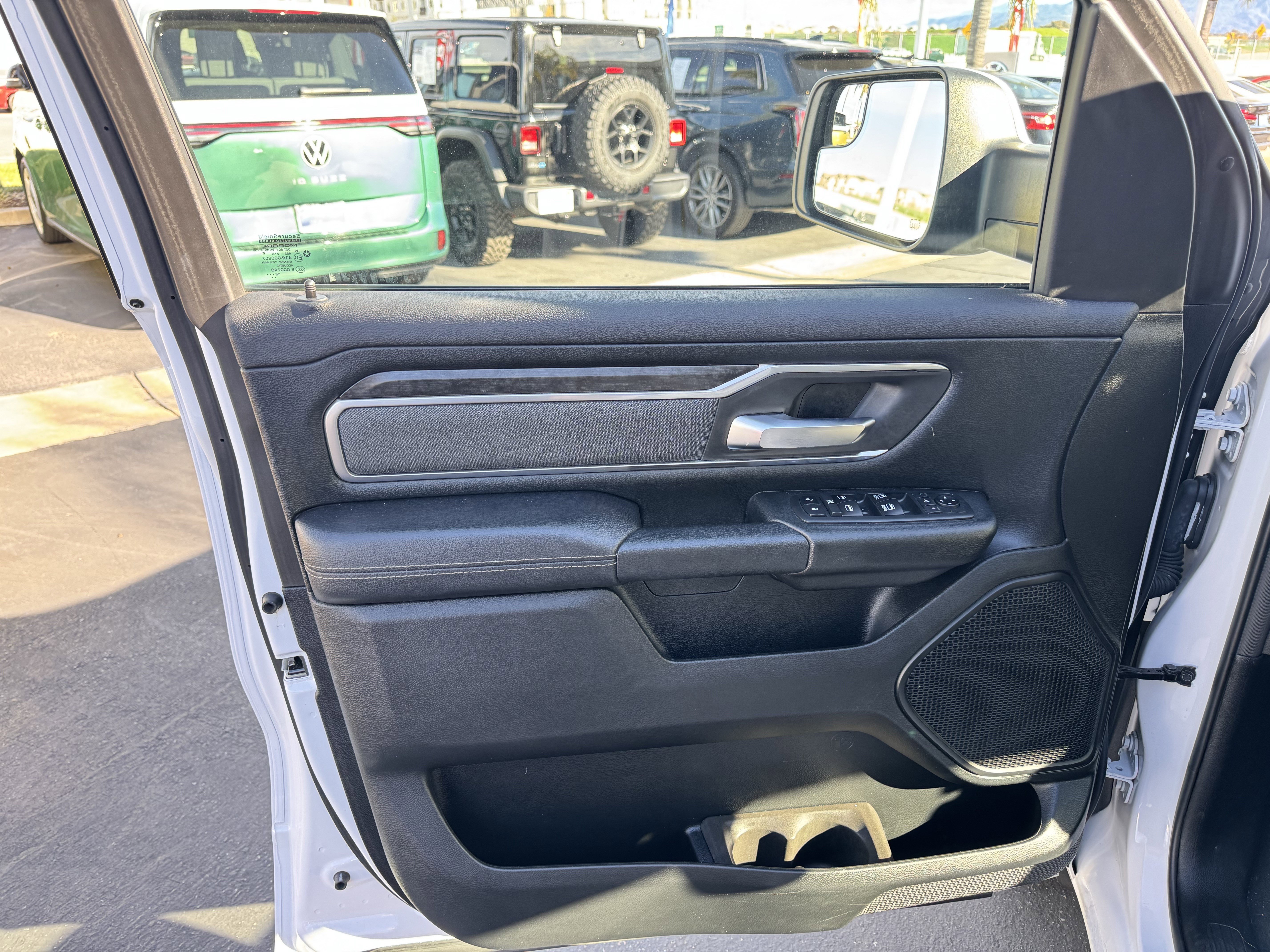 Used 2019 RAM 1500 Big Horn image 14