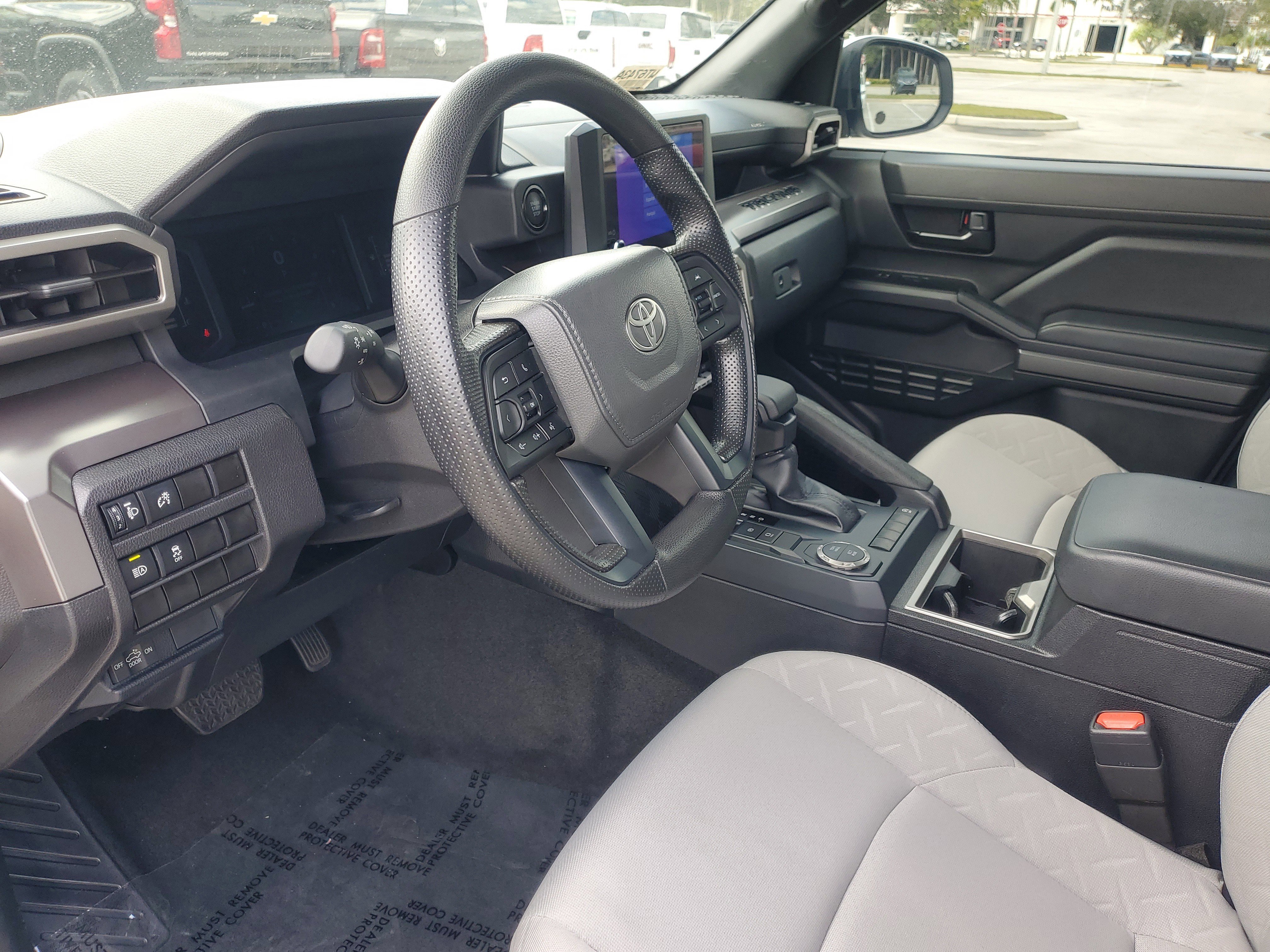 Certified 2025 Toyota Tacoma SR5 image 15