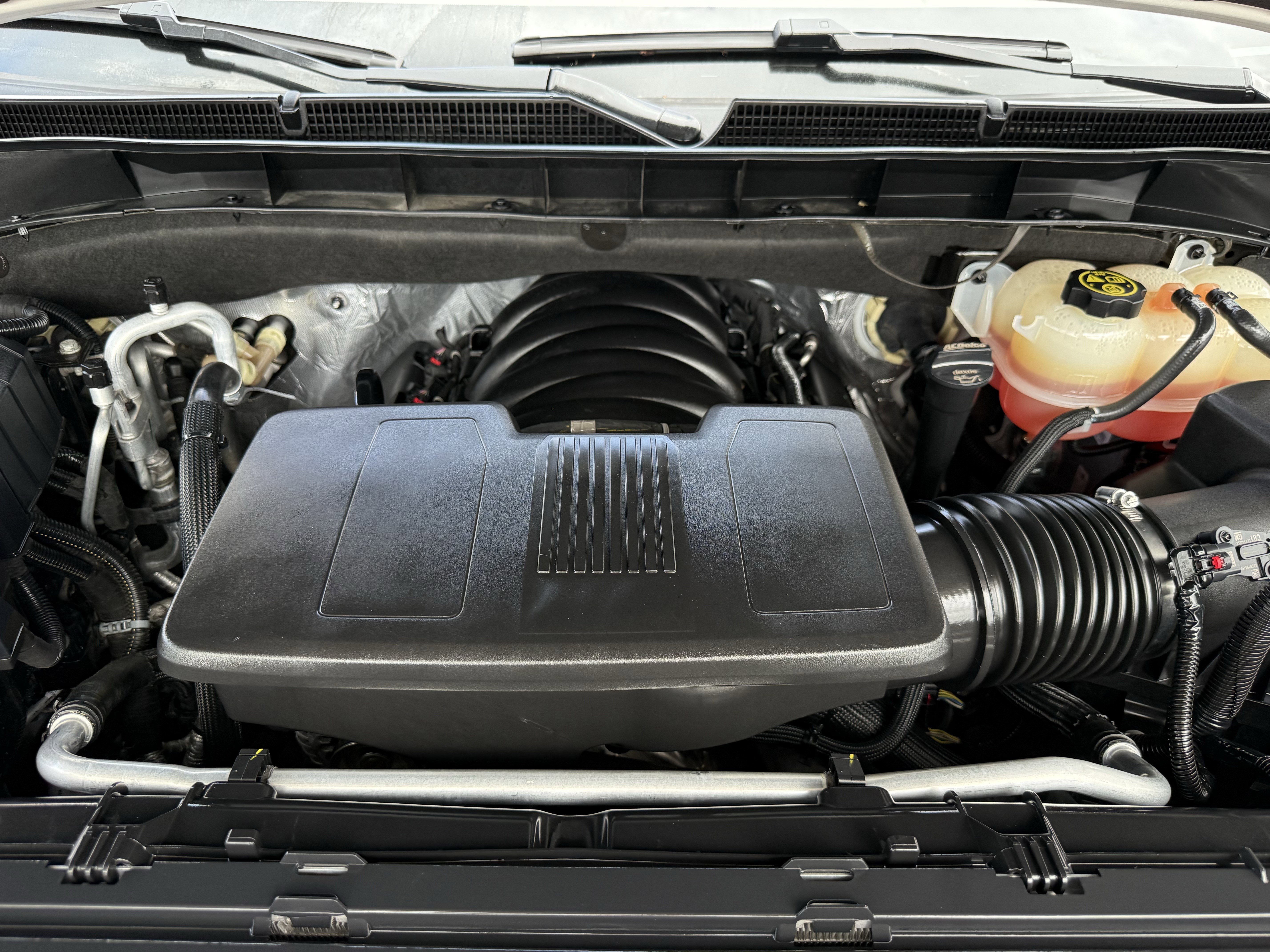 Used 2022 GMC Yukon XL Denali image 33