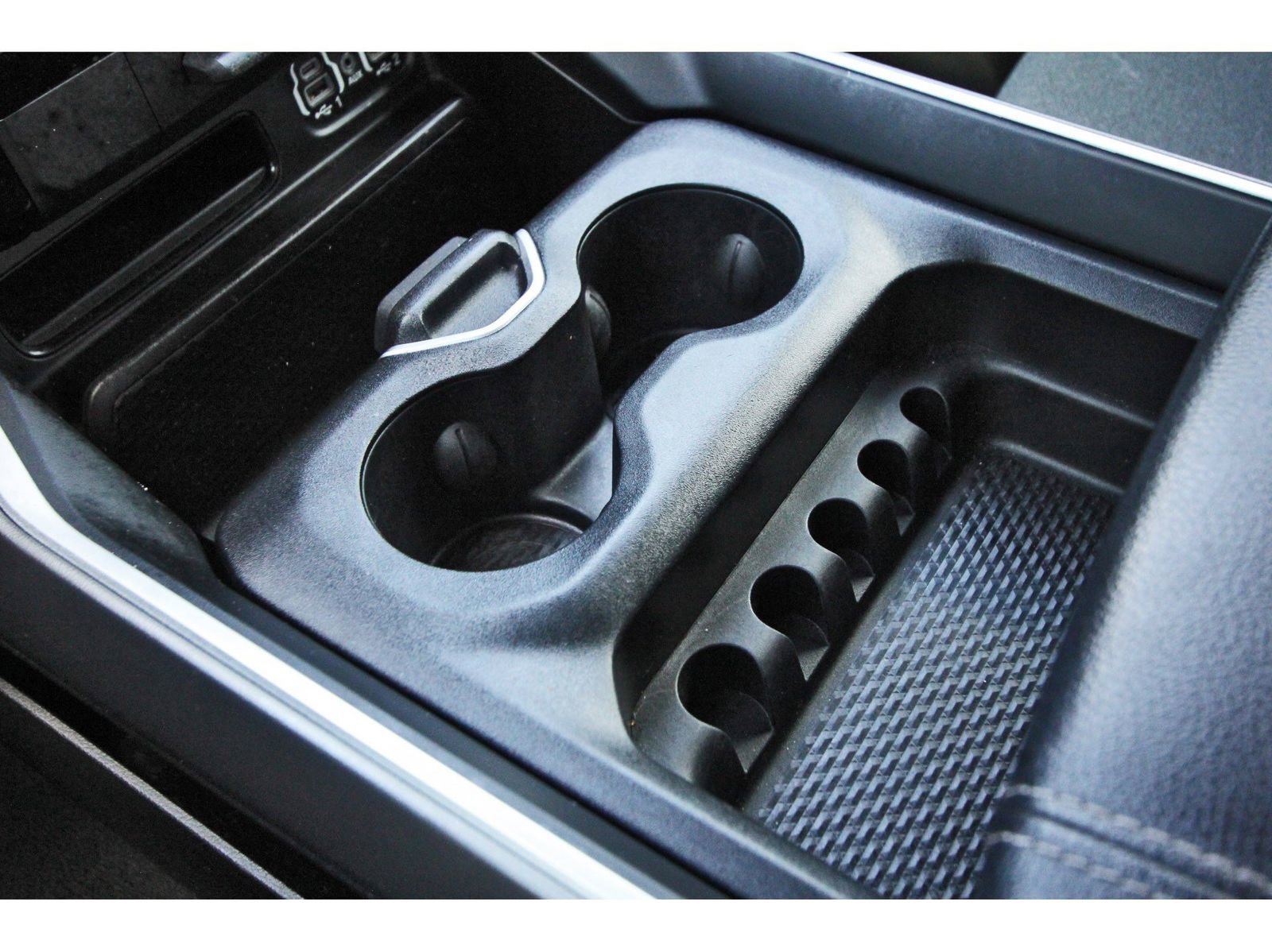 Used 2022 RAM 1500 Big Horn RWD image 28