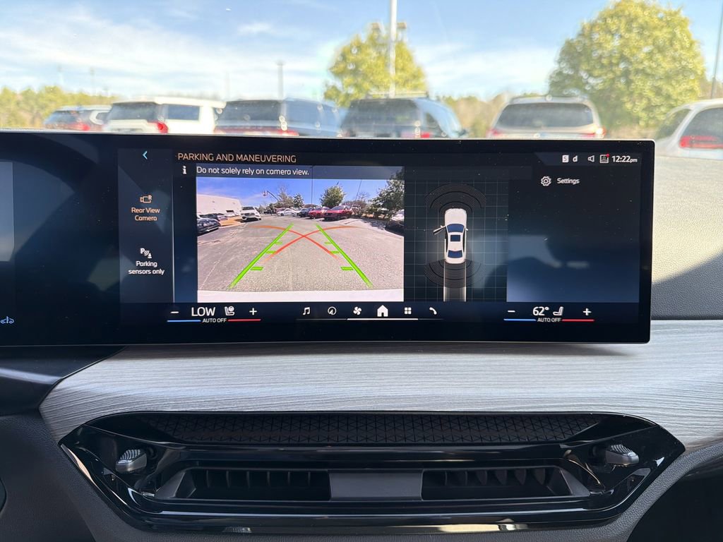 Used 2025 BMW 330i Sedan image 29