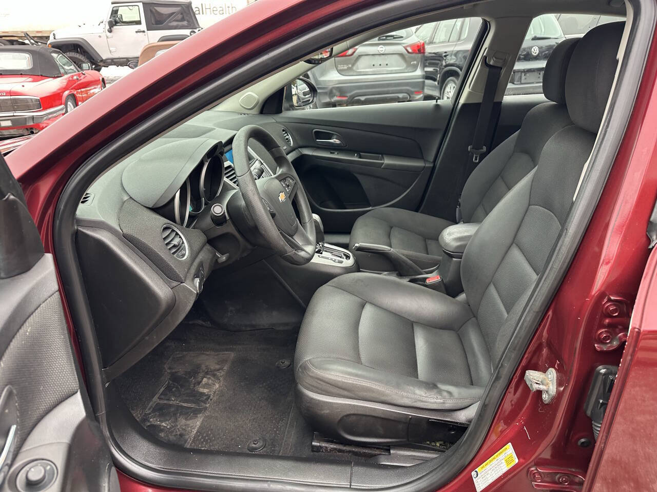 Used 2015 Chevrolet Cruze LT FWD image 19
