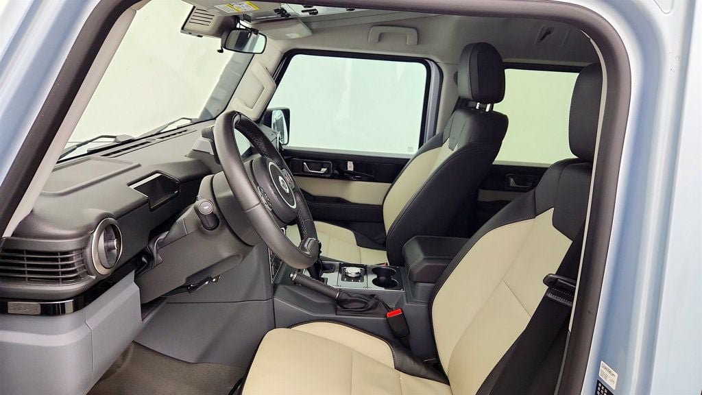Used 2025 INEOS Grenadier Station Wagon AWD/4WD image 21