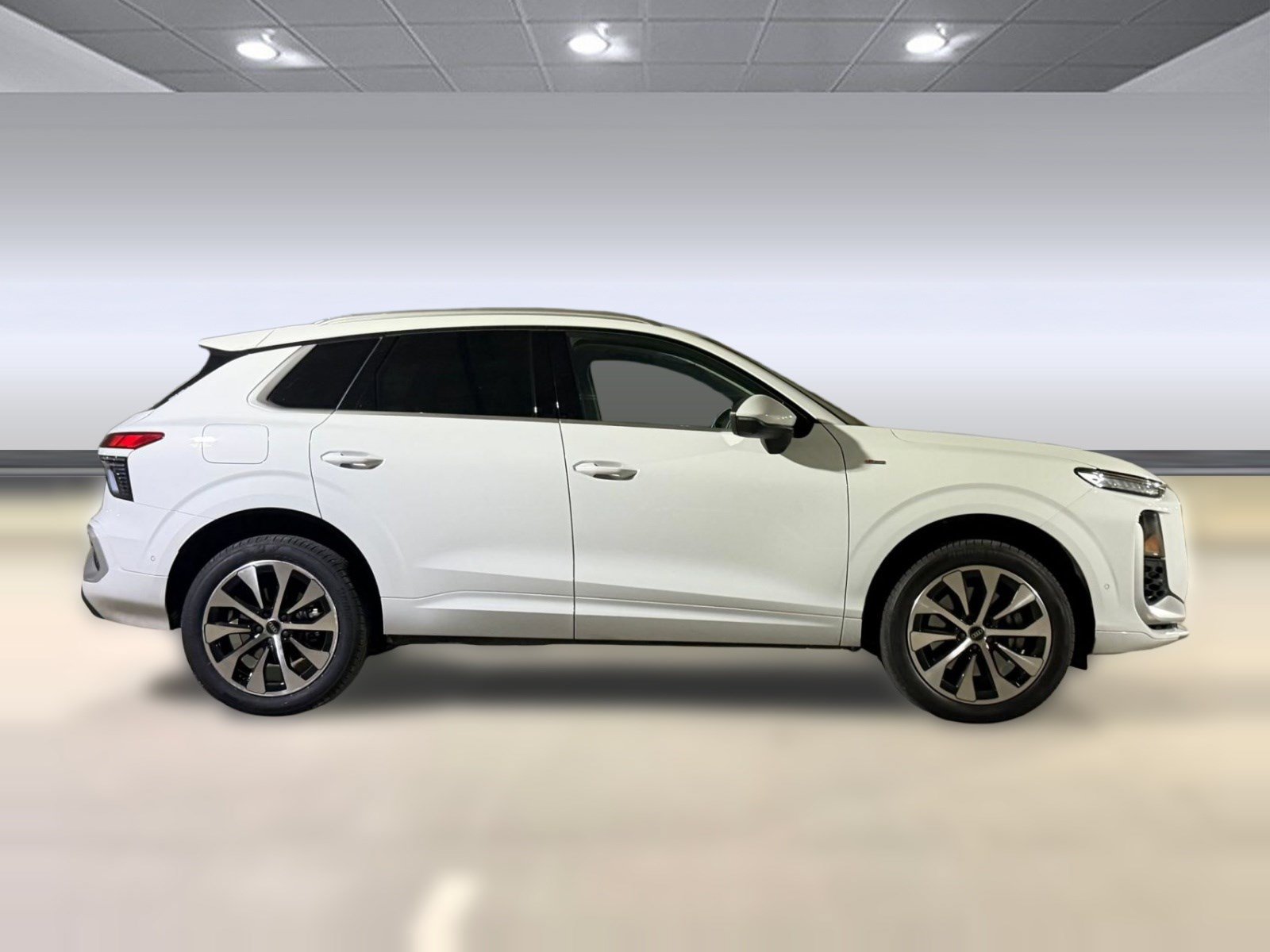 Certified 2026 Audi Q3 quattro 2.0T AWD/4WD image 8