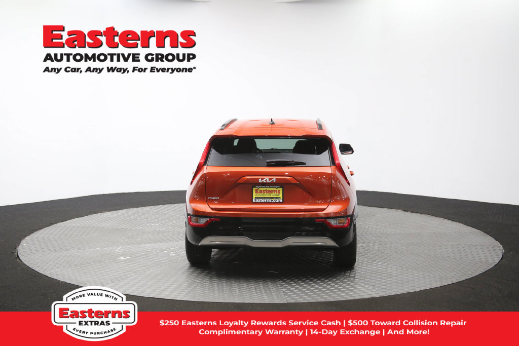 Used 2023 Kia Niro Wind w/ Wind Preserve Package FWD image 38
