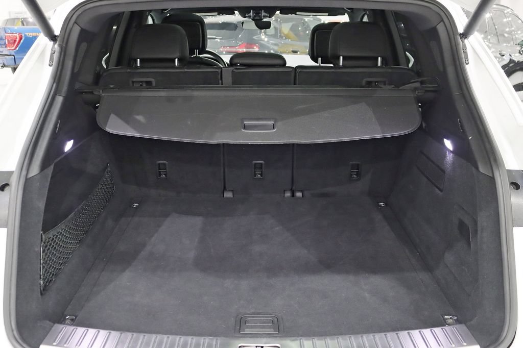 Used 2019 Porsche Cayenne AWD/4WD image 35