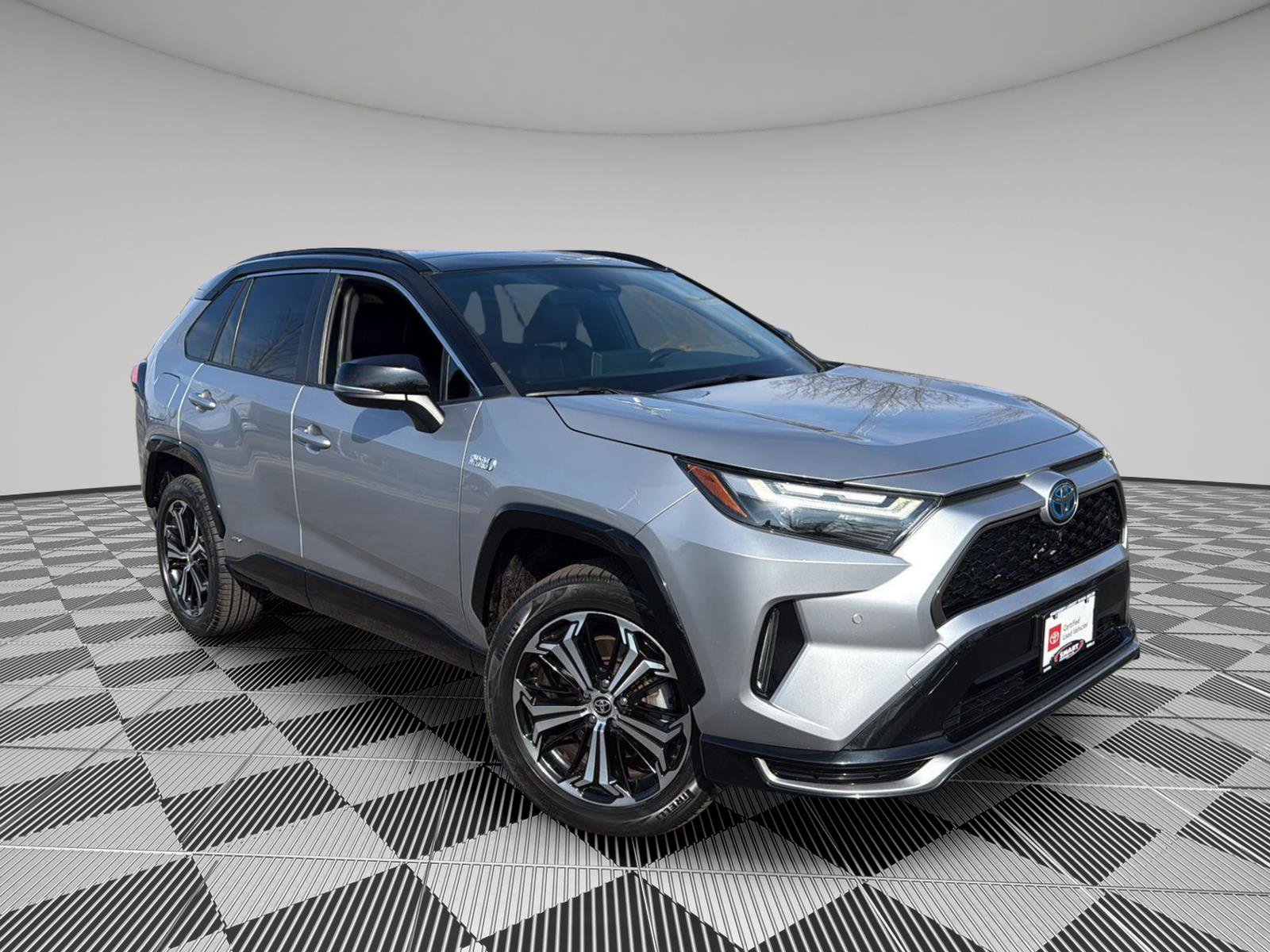 Used 2022 Toyota RAV4 XSE w/ Premium Package image 1