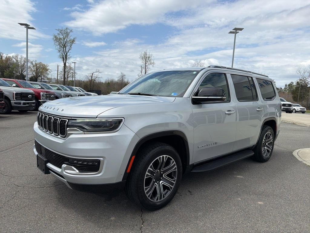 Used 2024 Jeep Wagoneer Series II AWD/4WD image 8