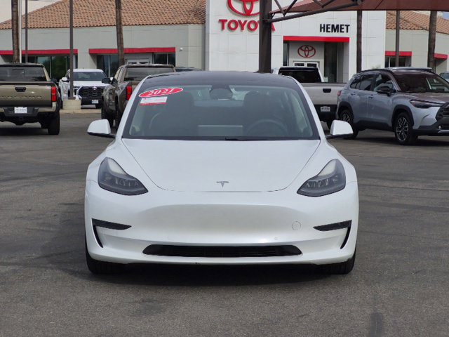 Used 2021 Tesla Model 3 Standard Range Plus RWD image 2
