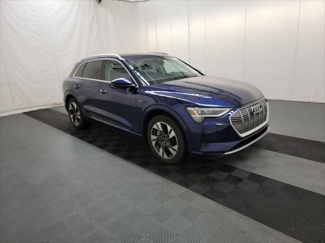 Used 2021 Audi e-tron Premium w/ Towing Package image 3