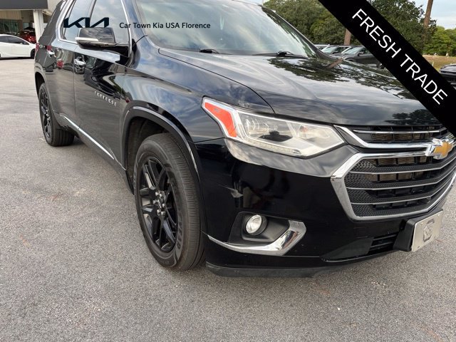 Used 2020 Chevrolet Traverse Premier w/ LPO, Floor Liner Package AWD/4WD image 1