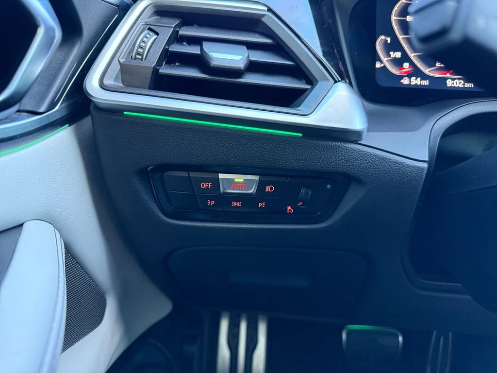 Used 2021 BMW M4 Competition w/ Executive Package RWD image 20
