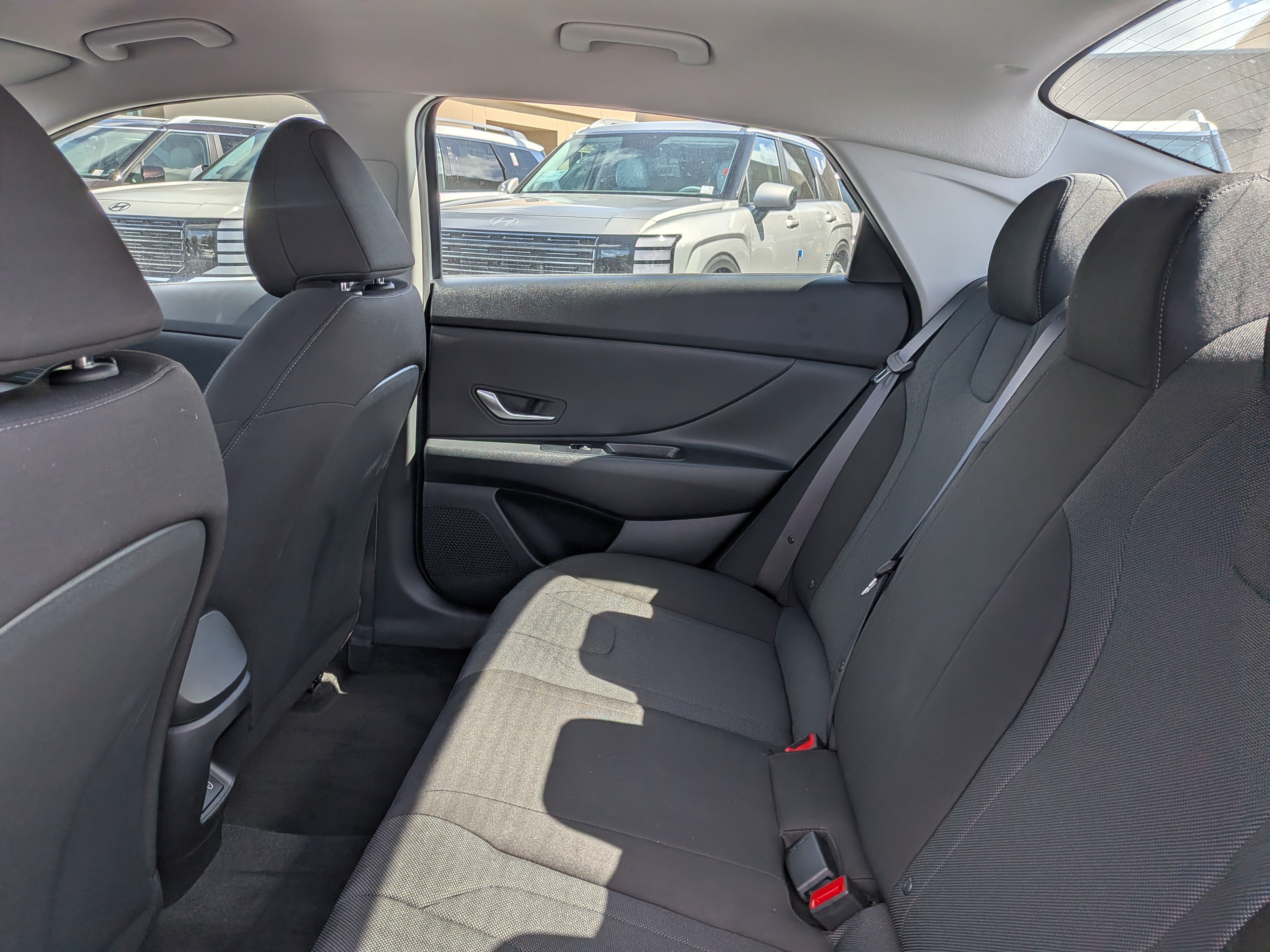 New 2026 Hyundai Elantra SE FWD image 13