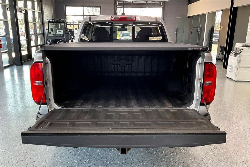 Used 2017 Chevrolet Colorado Z71 AWD/4WD image 23