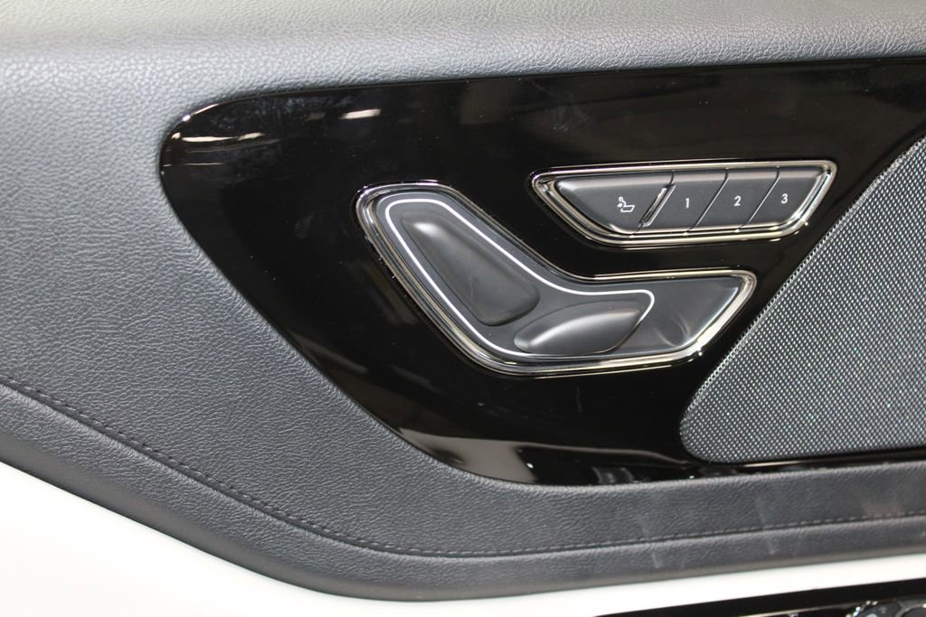 New 2025 Lincoln Aviator 2WD w/ Equipment Group 101A image 21