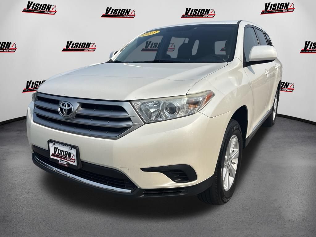 Used 2013 Toyota Highlander 4WD w/ Cold Weather Pkg