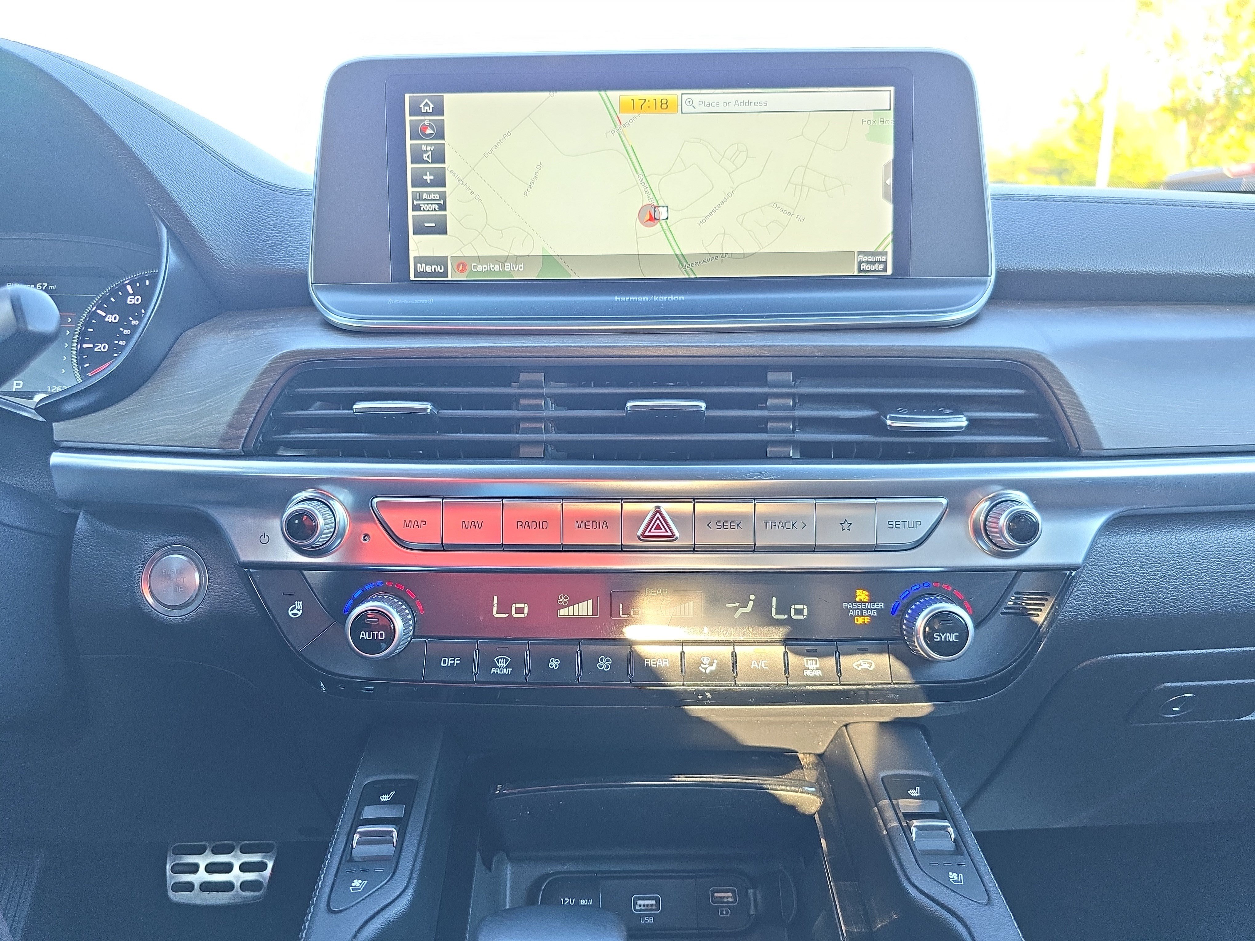 Used 2020 Kia Telluride SX w/ SX Prestige Package AWD/4WD image 18