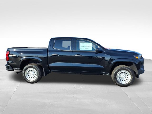 New 2026 Chevrolet Colorado W/T AWD/4WD image 2