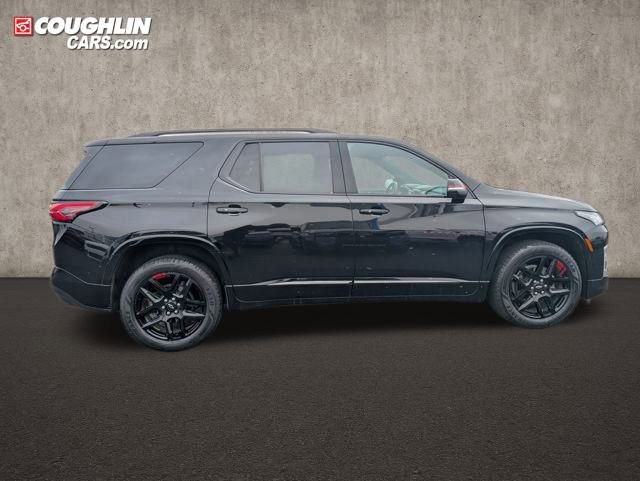Used 2023 Chevrolet Traverse Premier w/ Redline Edition image 8