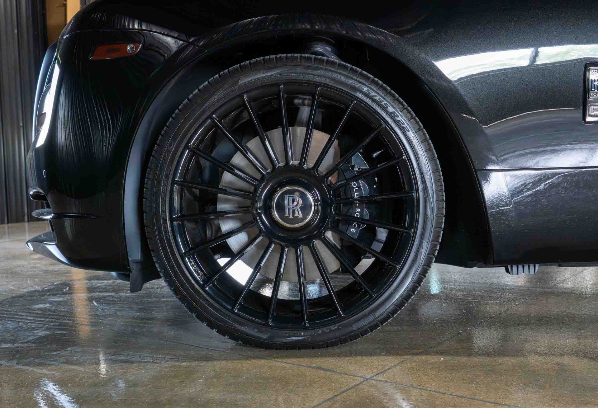 Used 2020 Rolls-Royce Wraith RWD image 12