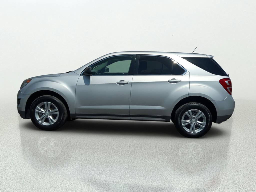 Used 2017 Chevrolet Equinox LS FWD image 4