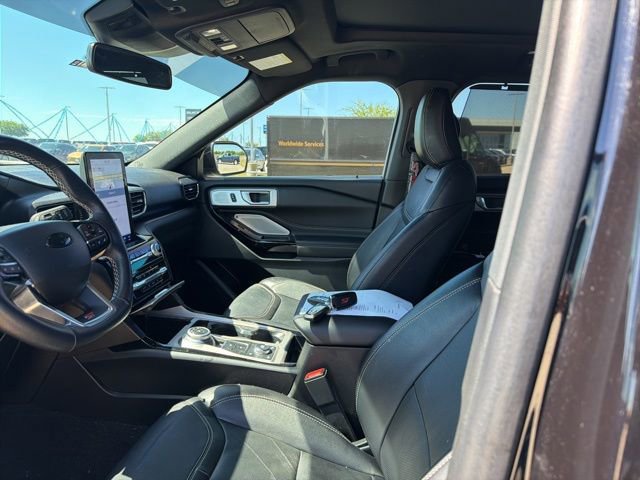 Used 2023 Ford Explorer ST w/ Equipment Group 401A image 11