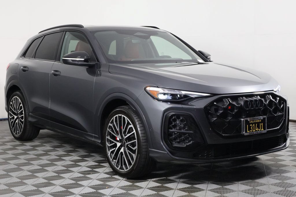 Used 2025 Audi SQ5 Premium Plus AWD/4WD image 3