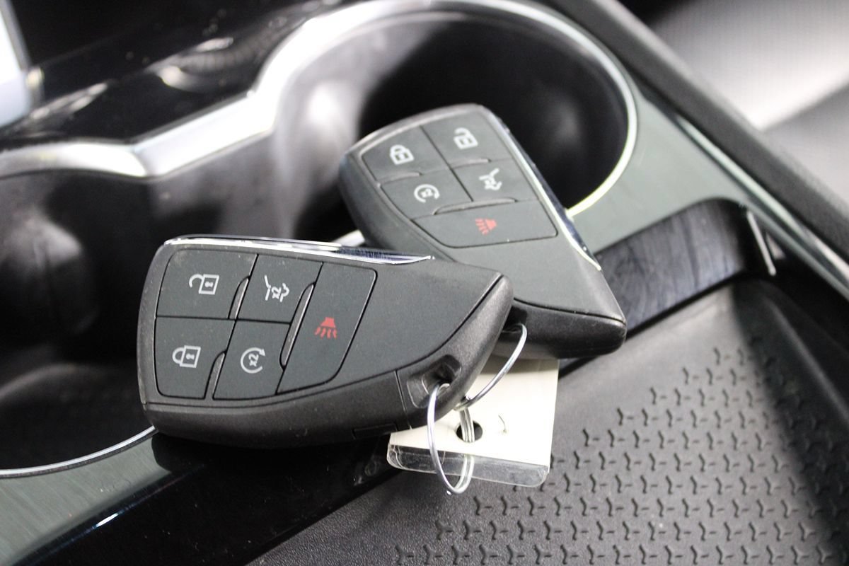 Used 2024 Chevrolet Blazer EV LT AWD/4WD image 16