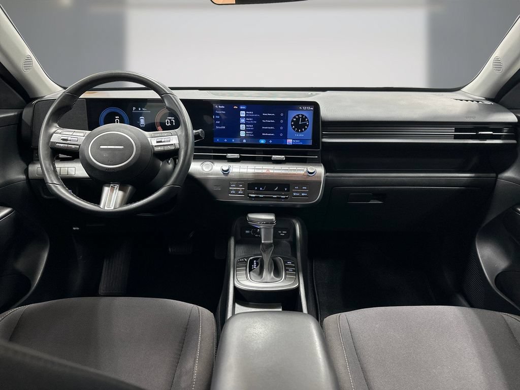 Certified 2025 Hyundai Kona SEL FWD image 19